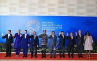 PM Phuc attends IMF-WB annual meetings in Bali