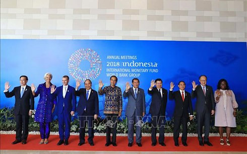 pm phuc attends imf wb annual meetings in bali