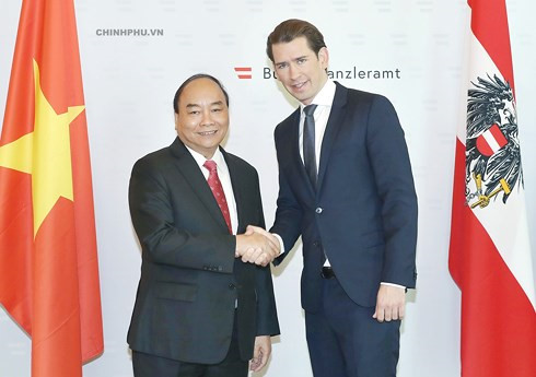 vietnam austria hold high level talks