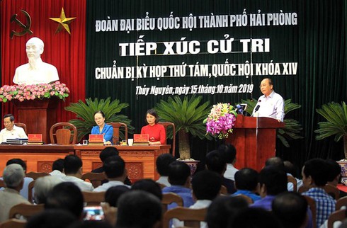 vietnam to resolutely return foreign waste containers pm