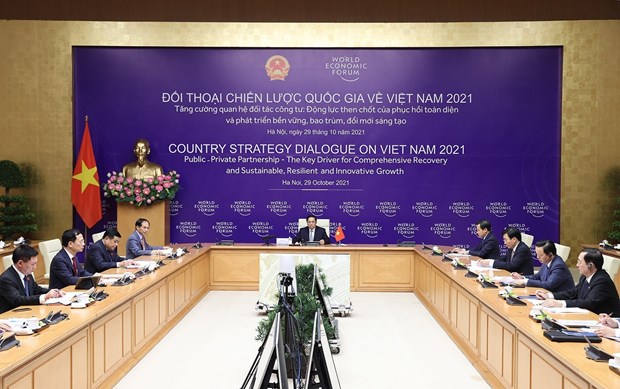 PM Chinh co-chairs online WEF country strategic dialogue on Vietnam hinh anh 2