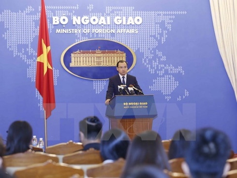 vietnam opposes indonesias force use against its fishermen