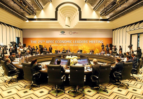 25th apec economic leaders meeting opens