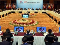 Vietnam backs international efforts to seek peaceful solutions