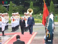 Cuban President welcomed in Hanoi