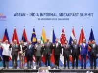 PM joins ASEAN-India Informal Breakfast Summit in Singapore