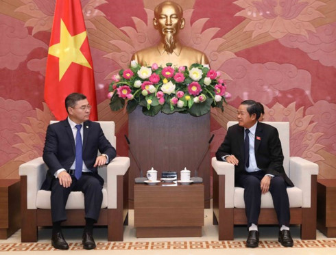 vietnam desires closer ties with kazakhstan