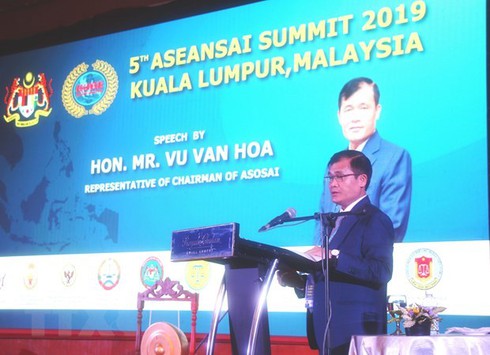 vietnam pledges greater contributions to aseansais development