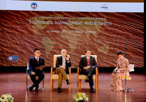 international seminar highlights macroeconomic issues