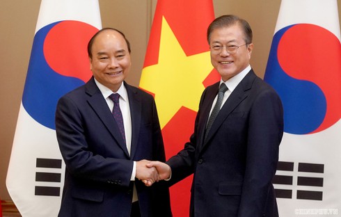 vietnam rok hold high level talks