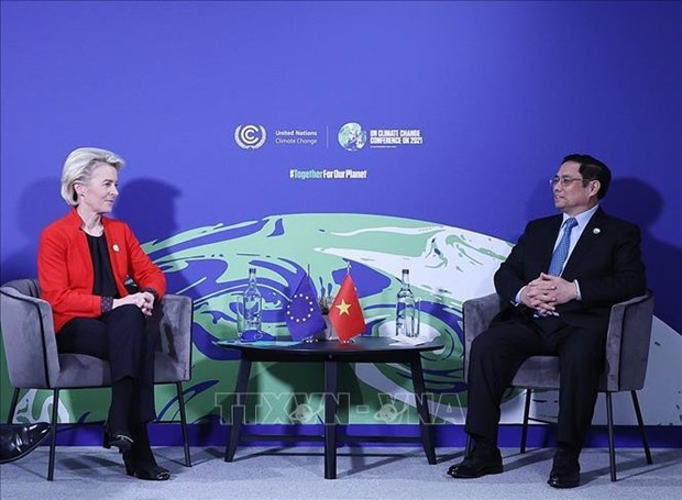 PM meets with Australian counterpart, EC President on sidelines of COP26 hinh anh 2