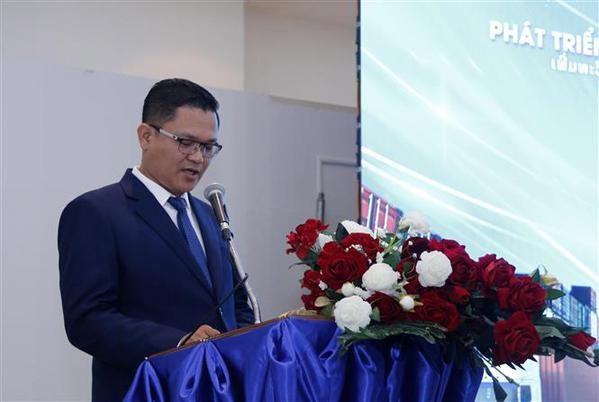 Vietnam, Laos eye great logistics connectivity potential: experts hinh anh 2
