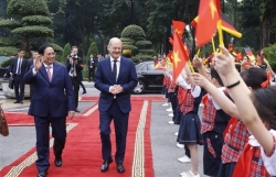 Welcome ceremony held for German Chancellor Olaf Scholz