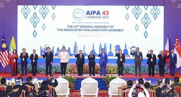 President Nguyen Xuan Phuc sends message to AIPA-43
