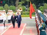 In photos: Cambodian PM Hun Sen welcomed in Hanoi