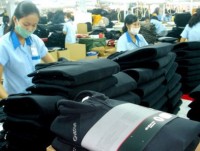Vietnam’s garment exports in 2018: prospects and challenges