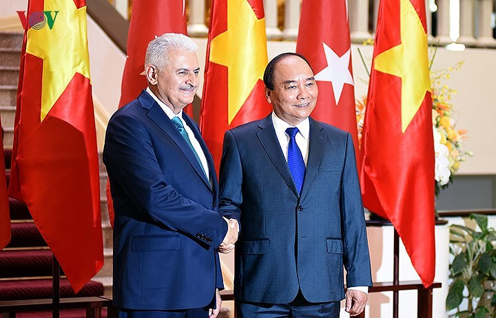 important visits to vietnam by foreign leaders in 2017