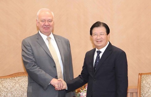 vietnam facilitates trade with russian firms deputy pm