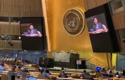 UN General Assembly adopts first resolution proposed by Vietnam