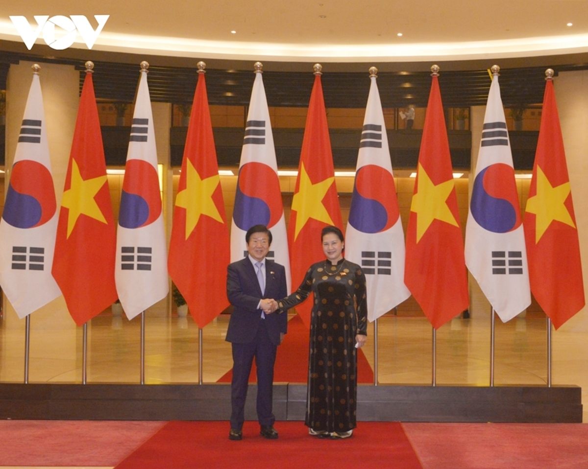 The Vietnamese NA leader warmly welcomes her Korean counterpart Park Byeong-Seug and his delegation's  official visit to Vietnam.