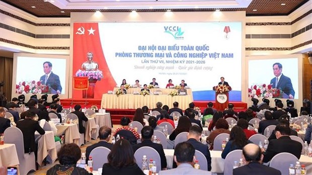 PM praises VCCI's contributions to national achievements hinh anh 2