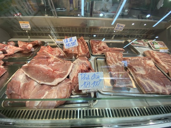 Vietnam spends nearly 190 million USD on importing pork in ten months hinh anh 2