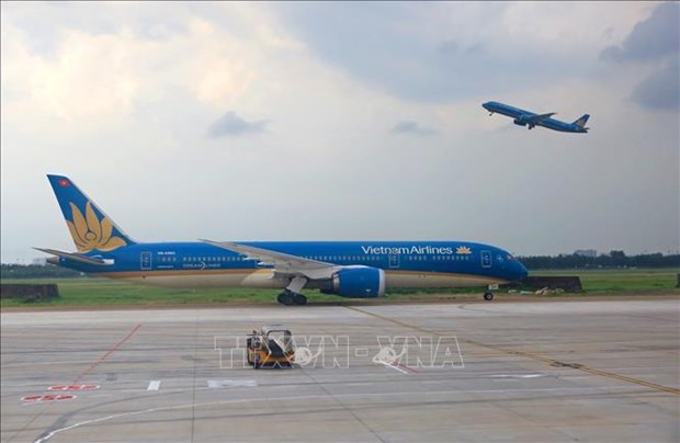 Vietnam Airlines reopens regular flights to China from December 9 hinh anh 1