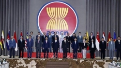 Vietnam attaches importance to relations with ASEAN: President