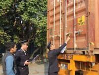 How to manage cargoes in private customs area?