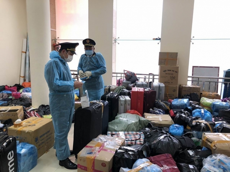mong cai customs completes clearance procedures for exporting 15 million gauze masks