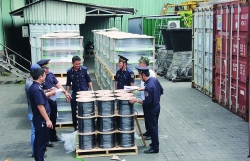 Identifying tricks of smuggling and trade fraud through Ho Chi Minh City