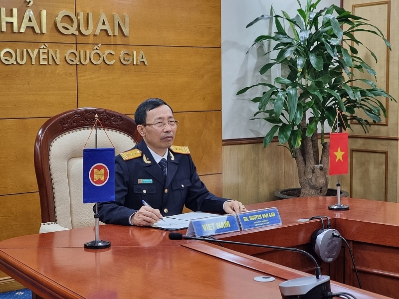 Director General of Vietnam Customs Nguyen Van Can signed a Mutual Recognition Agreement at headquarter of General Department of Vietnam Customs. Photo provided by Post Clearance Audit Department. 