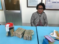 Prosecute smuggling case of 8 kg gold  and 100 million Riel crossed Tinh Bien border