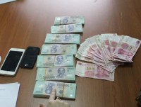 Mong Cai Customs prosecute a case of illegal transport of 322 million VND