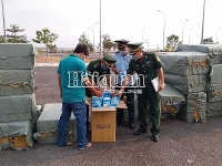 Truck transporting illegal masks seized
