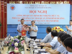 Appointing new Deputy Director of Binh Duong Customs Department