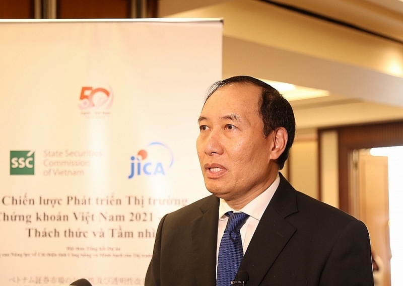 Mr Pham Hong Son, Vice Chairman of the State Securities Commission.