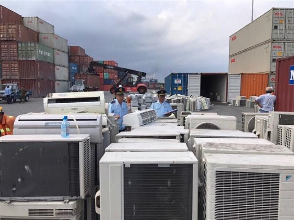 discovery 1 container of banned refrigeration products import to tan cang cai mep