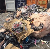 Discover 2 “scrap” containers of electronics at Cai Mep port