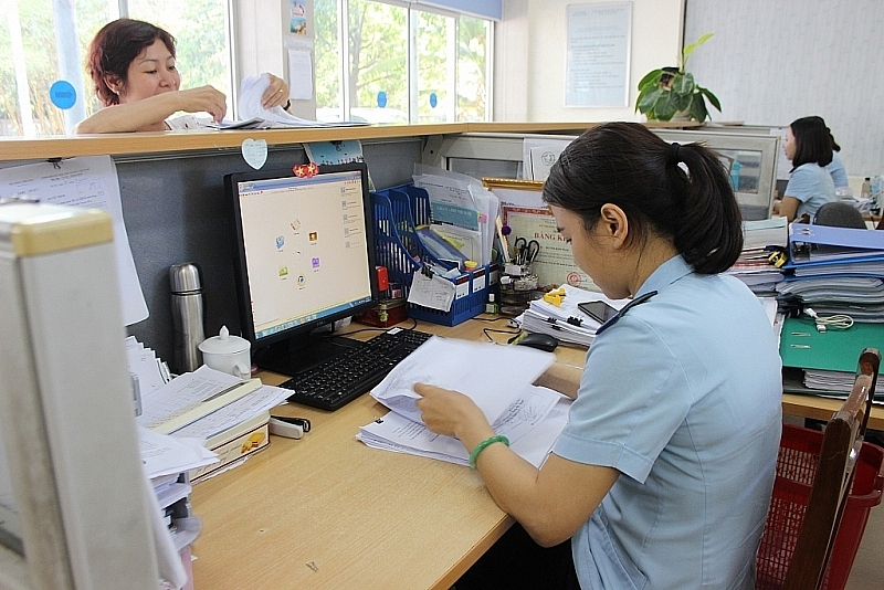 da nang customs receiving and returning dossiers of establishing inspection point by online