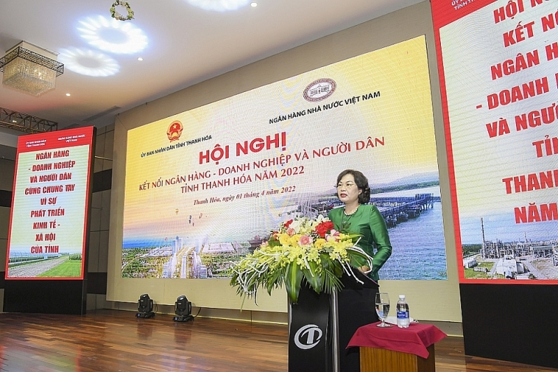 Governor of the State Bank of Vietnam Nguyen Thi Hong spoke at the Conference.