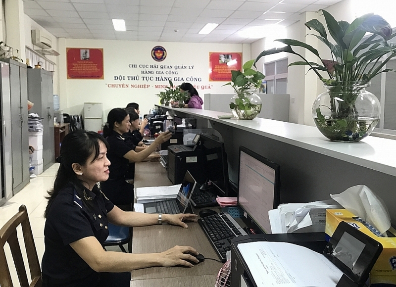 Professional activities at Processing Customs Branch (HCM City Customs Department). Photo: T.H