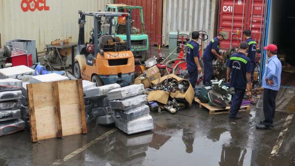 seized a container of used machine at cat lai port