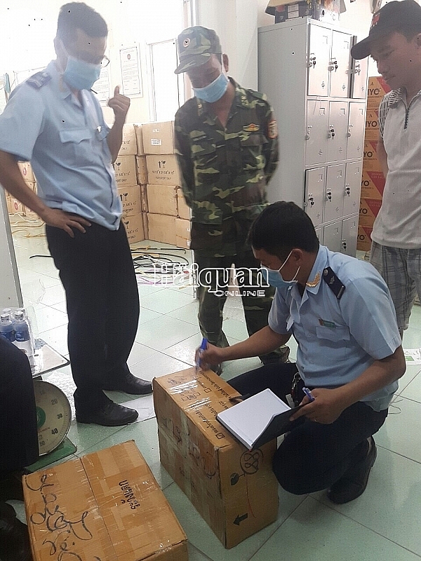 contraband shipment valued more than vnd 1 billion at midnight