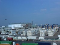 HCM City: More than 2,200 containers of scrap stuck at seaport