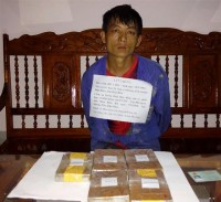 Dien Bien Customs coordinated to arrest 3 drug carriers