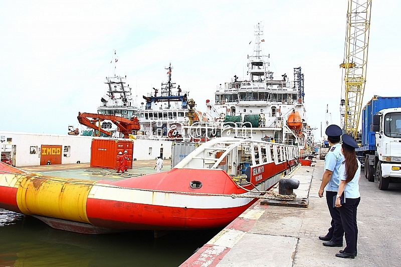 ba ria vung tau customs revenue collection plummets with oil price