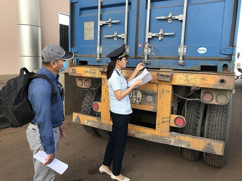 binh phuoc customs deploying activities to support enterprise to recover after pandemic