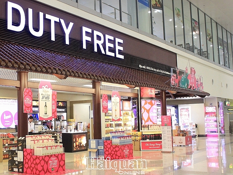 reducing documents of application for granting certificate for duty free business