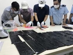 HCM City Customs prosecutes or requests to prosecute more than 30 cases of importing banned goods